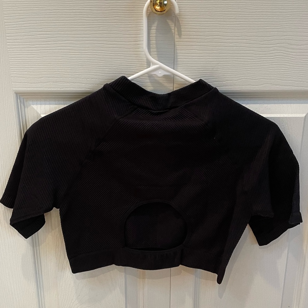 Fabletics top - Picture 2 of 6
